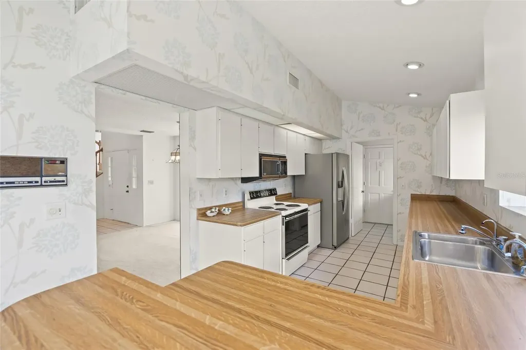 7475 Oak Moss Drive Sarasota FL 34241