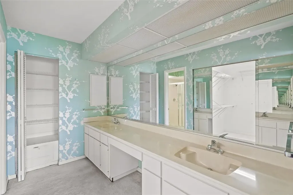 7475 Oak Moss Drive Sarasota FL 34241