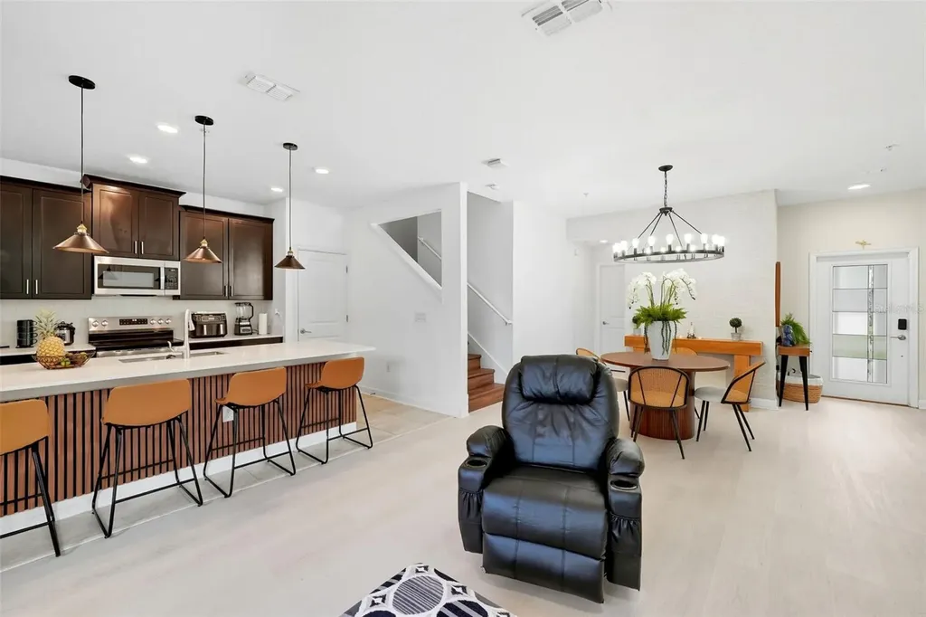11883 Pulitzer Place Orlando FL 32832