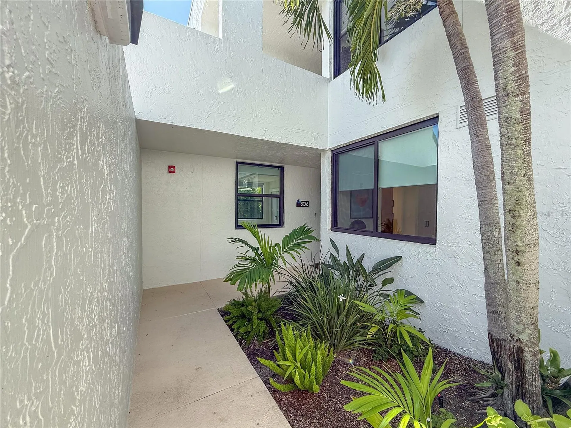 806 Bayport Way Longboat Key FL 34228
