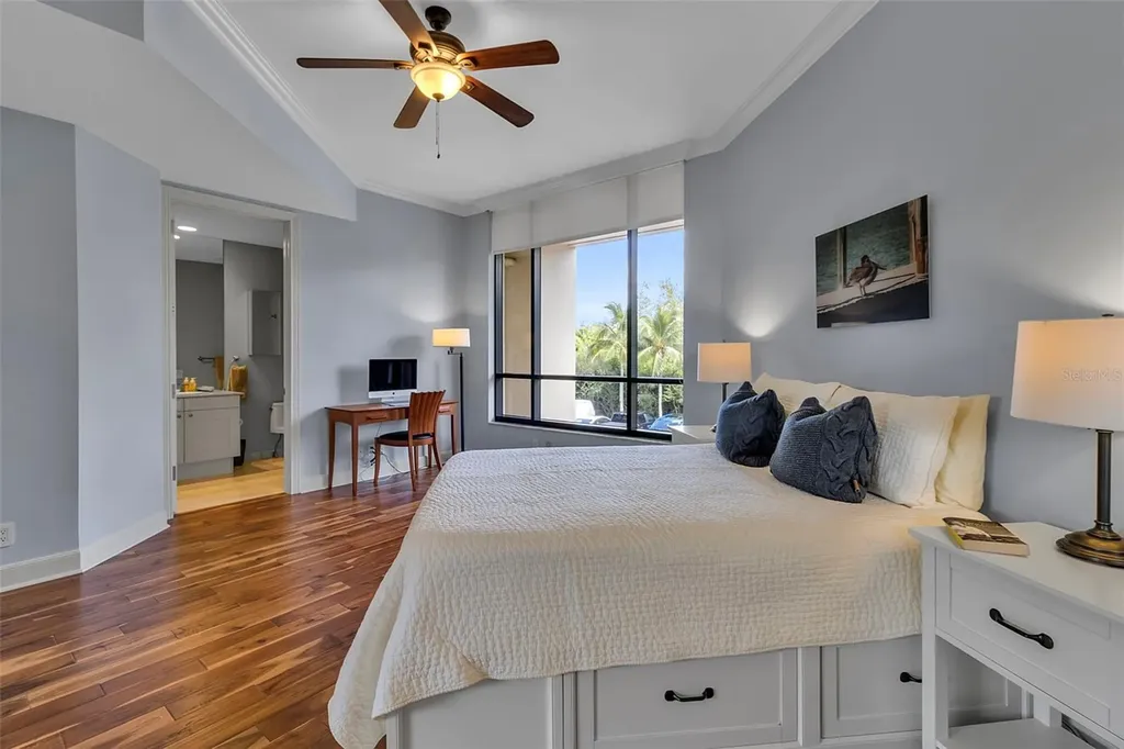 1241 Gulf Of Mexico Drive Longboat Key FL 34228