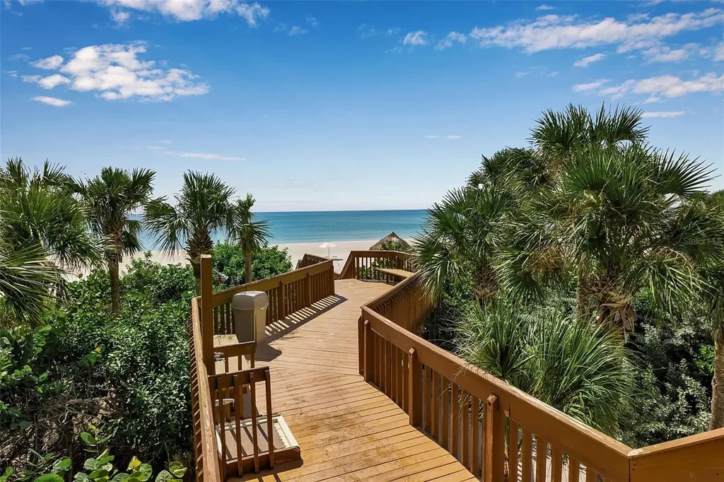 1241 Gulf Of Mexico Drive Longboat Key FL 34228