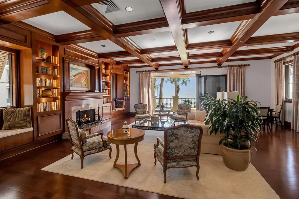 1241 Gulf Of Mexico Drive Longboat Key FL 34228