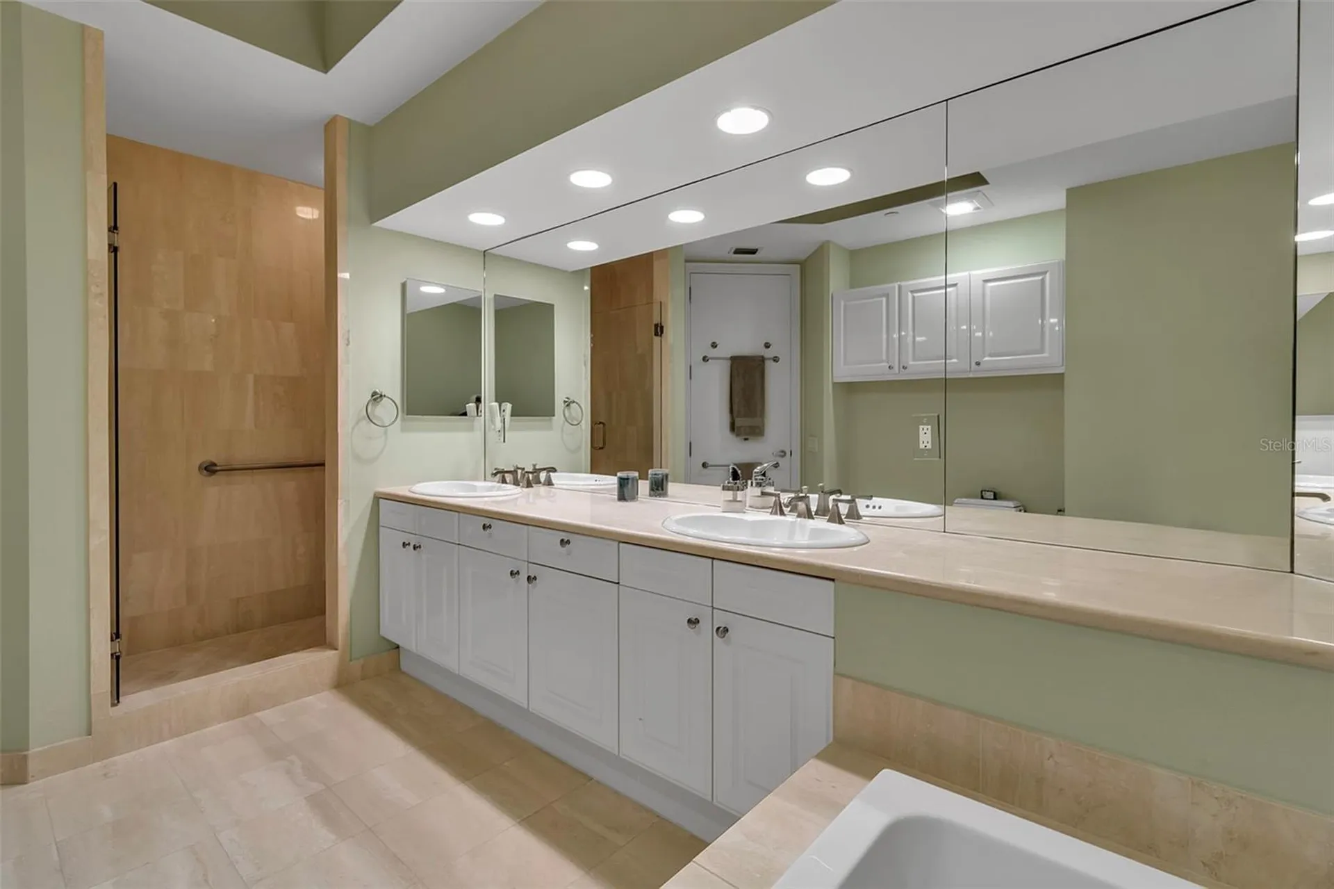 1241 Gulf Of Mexico Drive Longboat Key FL 34228