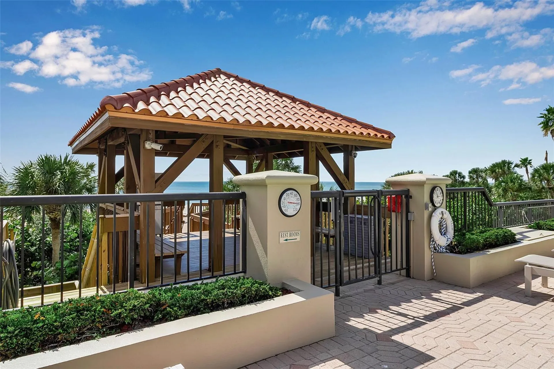 1241 Gulf Of Mexico Drive Longboat Key FL 34228