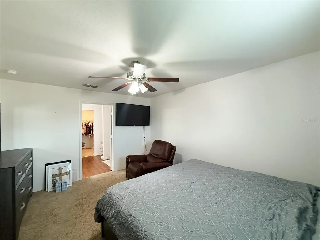 1552 Swan Lake Circle Dundee FL 33838