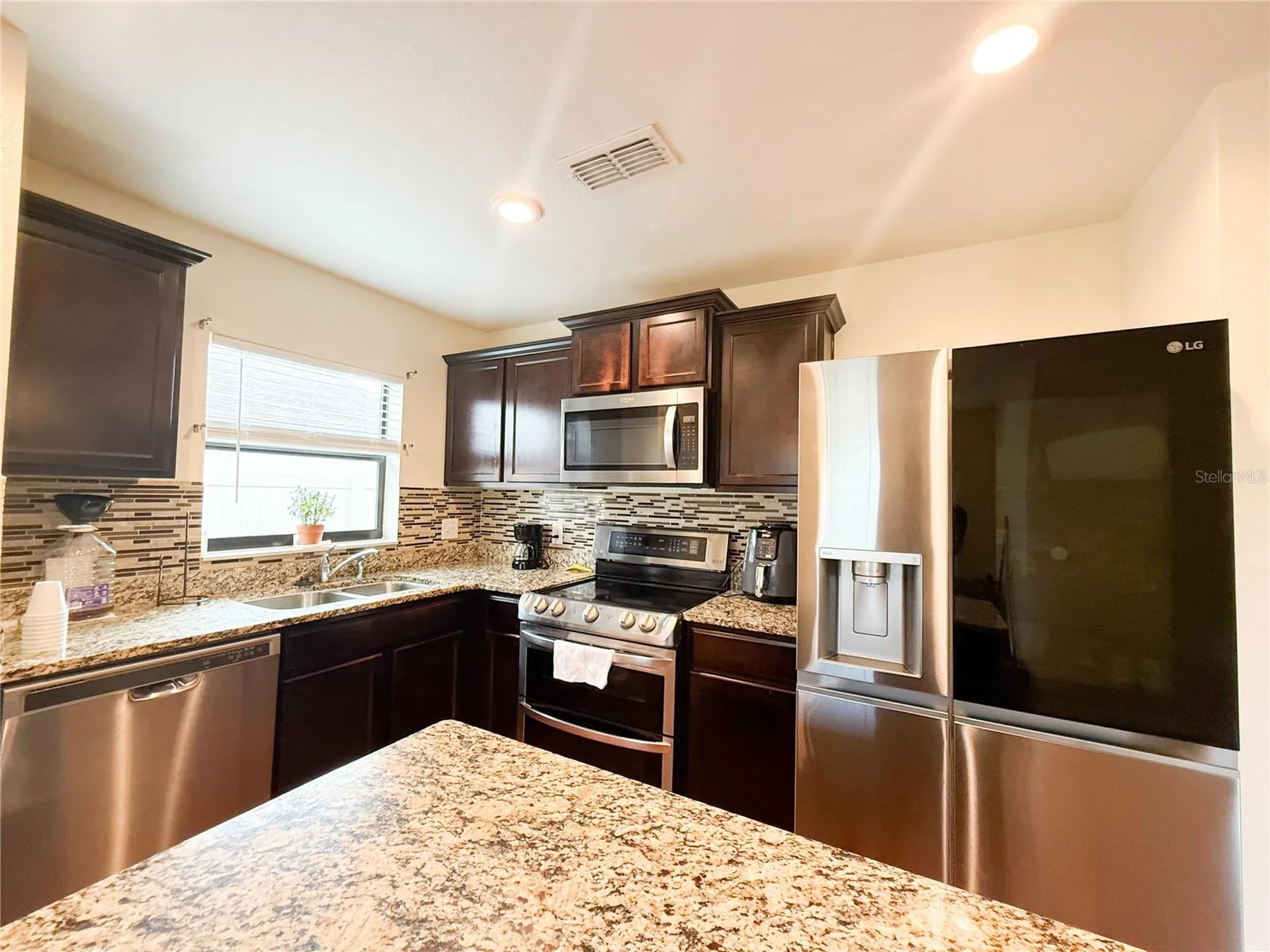 1552 Swan Lake Circle Dundee FL 33838