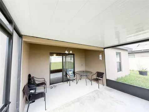 1552 Swan Lake Circle Dundee FL 33838