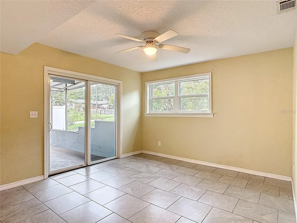 2094 Penn Drive Deland FL 32724
