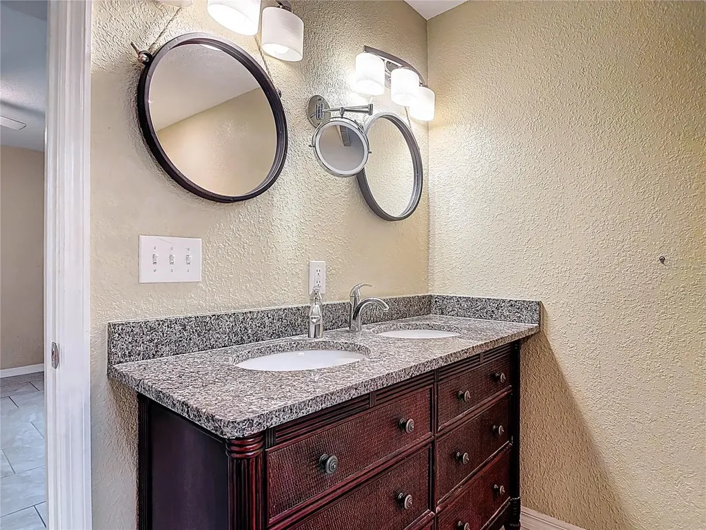 2094 Penn Drive Deland FL 32724