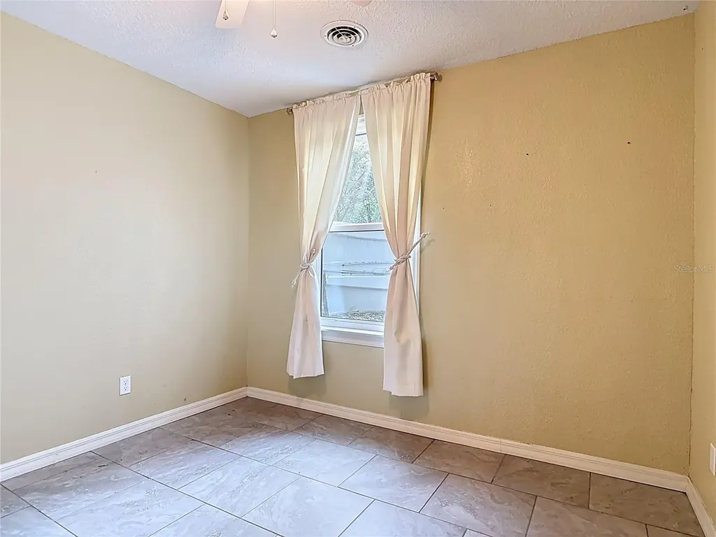 2094 Penn Drive Deland FL 32724
