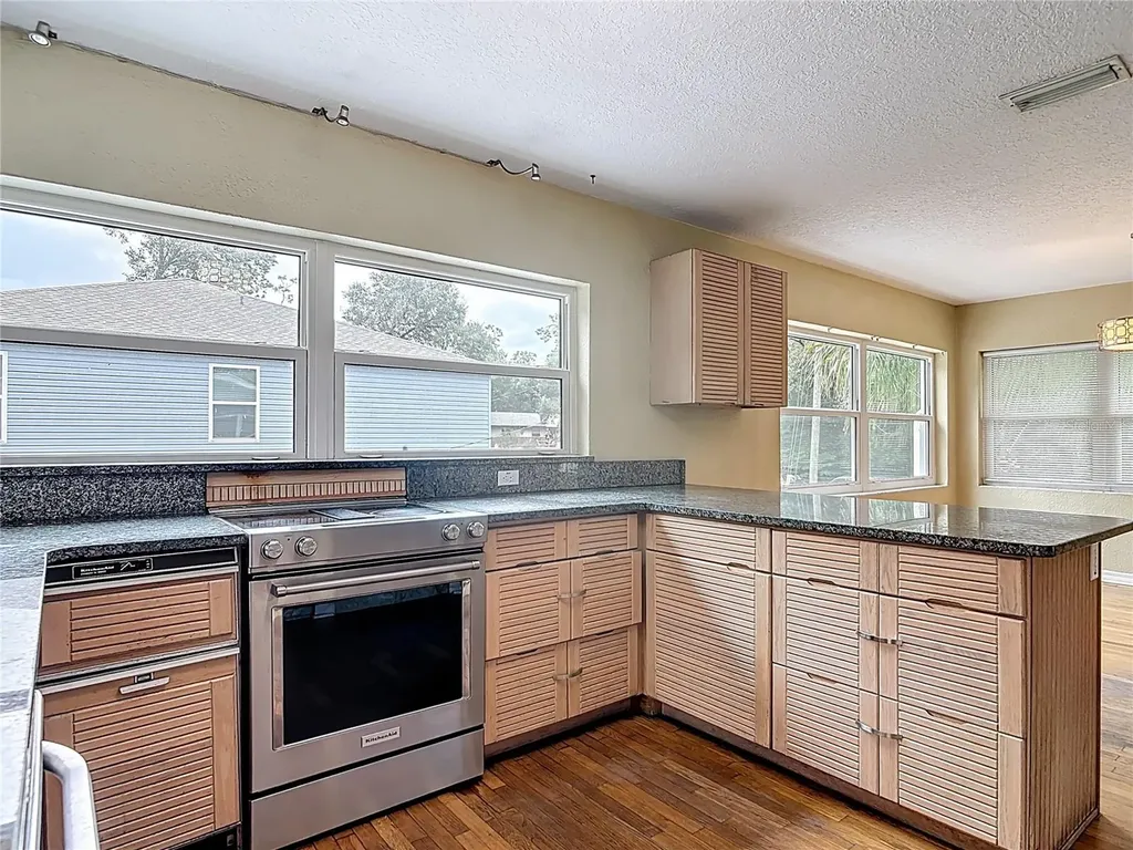 2094 Penn Drive Deland FL 32724