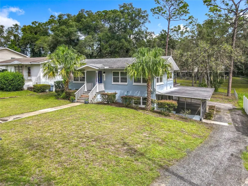 2094 Penn Drive Deland FL 32724