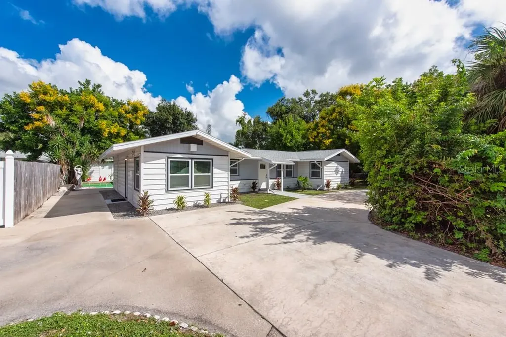 1173 Myrtle Street Sarasota FL 34234