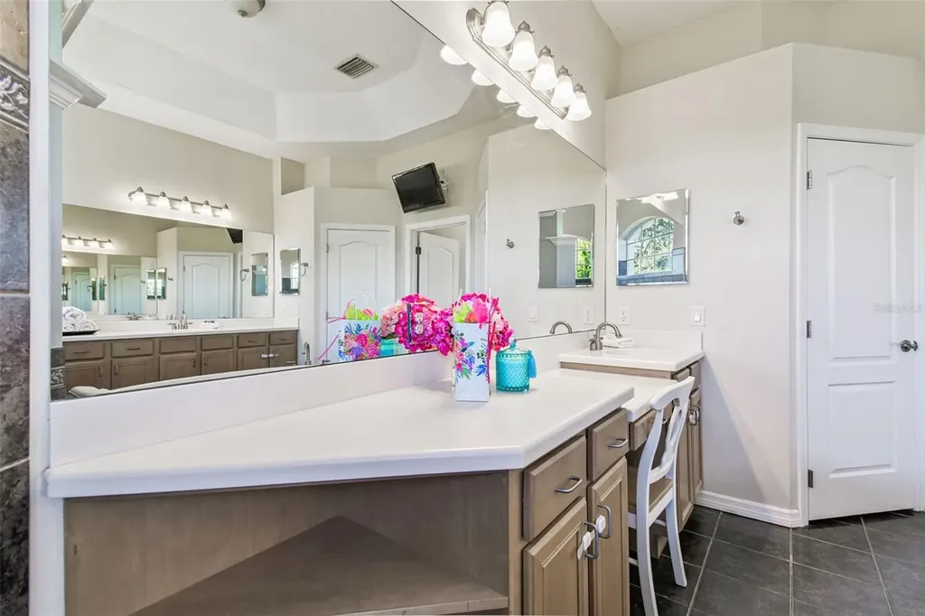 15639 Seth Country Lane Wimauma FL 33598