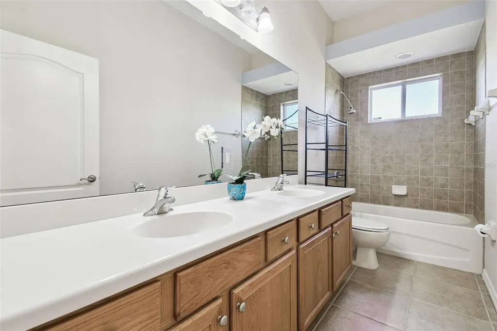 15639 Seth Country Lane Wimauma FL 33598