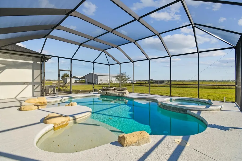 15639 Seth Country Lane Wimauma FL 33598