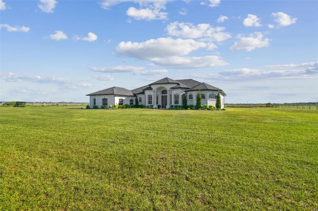 15639 Seth Country Lane Wimauma FL 33598