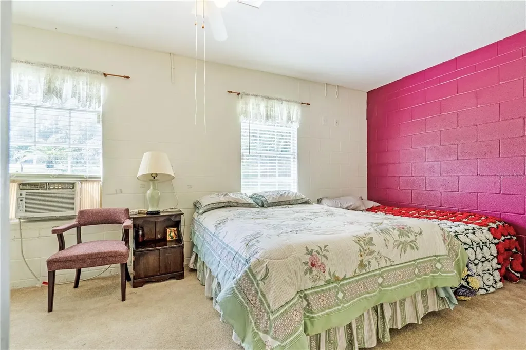 2060 Doyle Road Deltona FL 32738