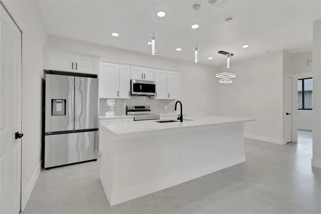 4501/4503 15th Street SW Lehigh Acres FL 33971