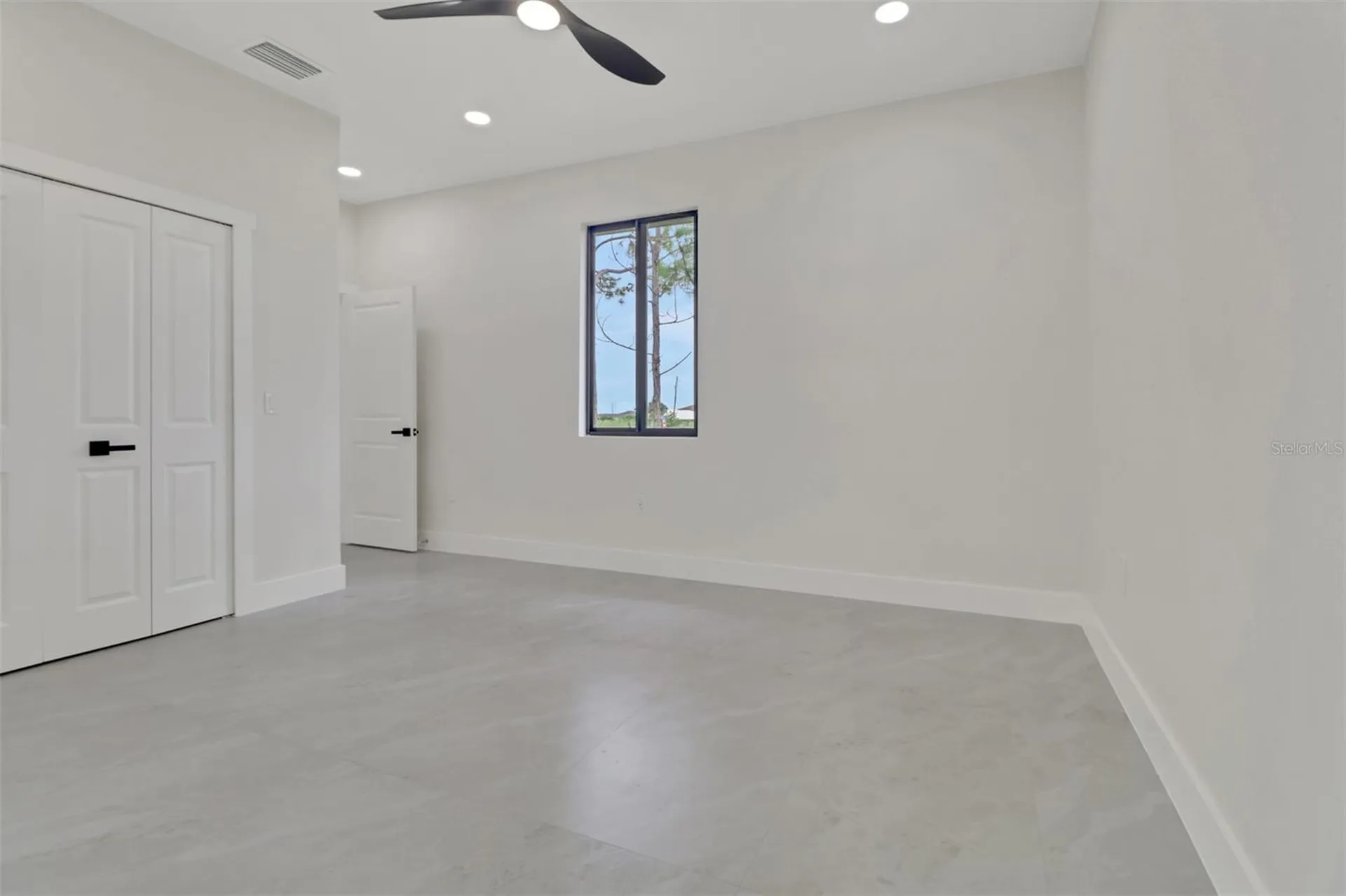 4501/4503 15th Street SW Lehigh Acres FL 33971