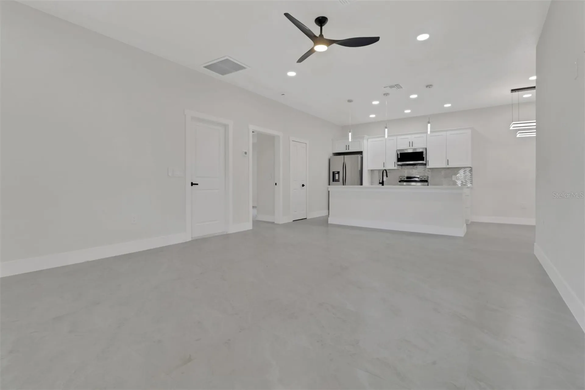 4501/4503 15th Street SW Lehigh Acres FL 33971