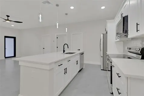 4501/4503 15th Street SW Lehigh Acres FL 33971