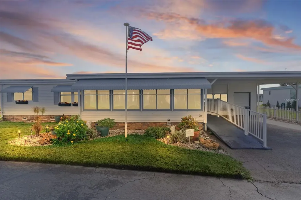 20 Captains Point Fruitland Park FL 34731