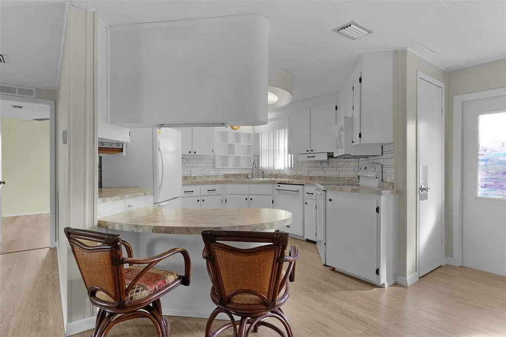 20 Captains Point Fruitland Park FL 34731