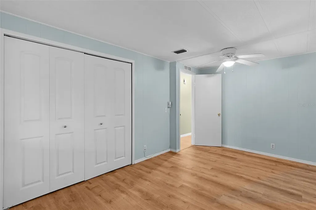 20 Captains Point Fruitland Park FL 34731