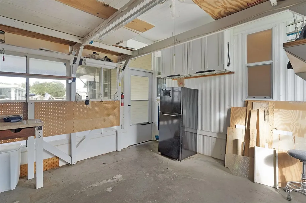 20 Captains Point Fruitland Park FL 34731