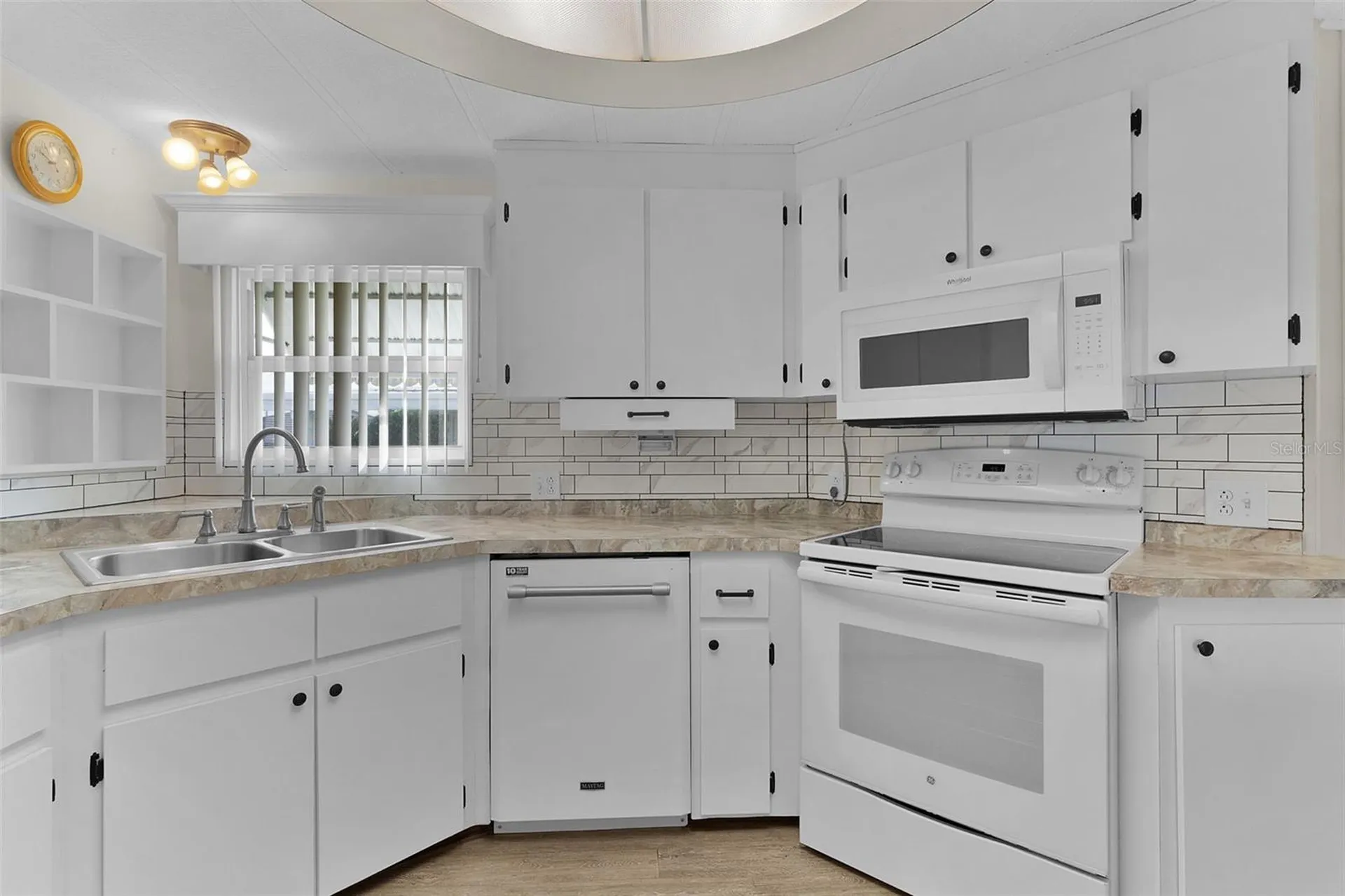 20 Captains Point Fruitland Park FL 34731