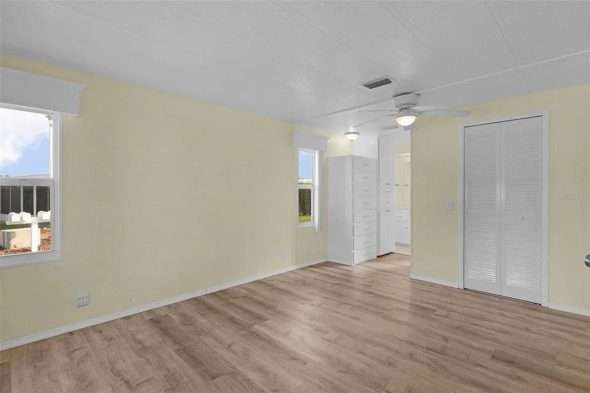 20 Captains Point Fruitland Park FL 34731