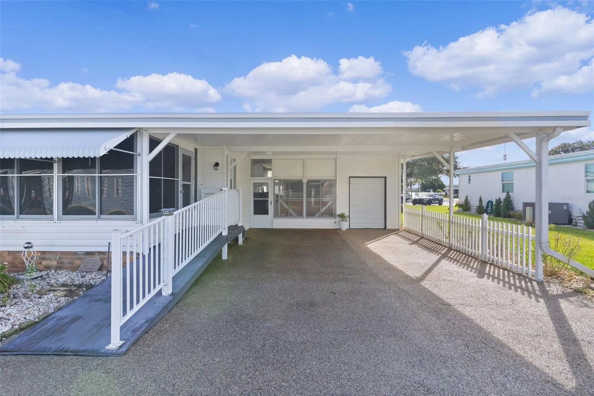 20 Captains Point Fruitland Park FL 34731