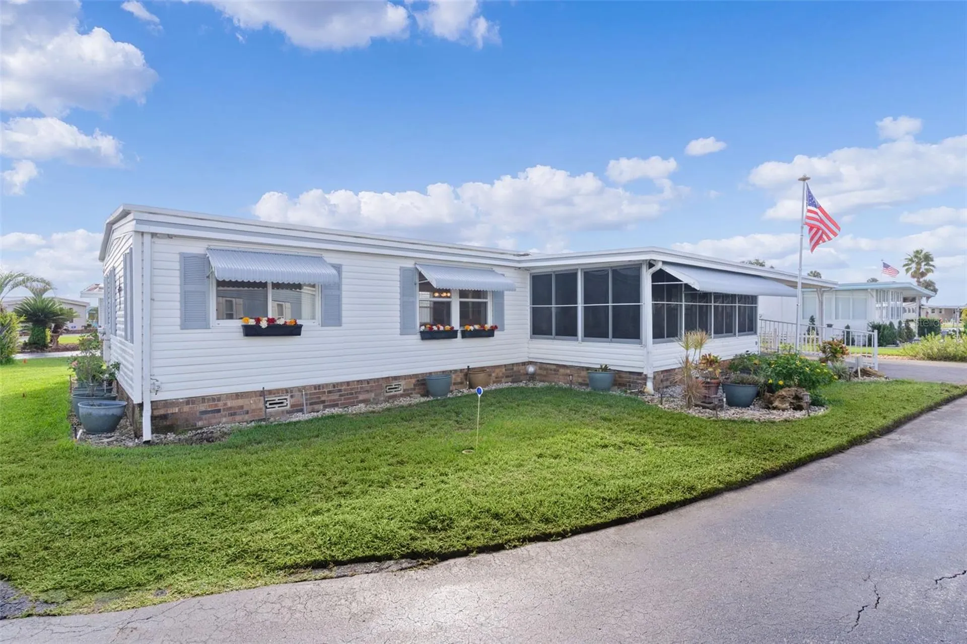 20 Captains Point Fruitland Park FL 34731