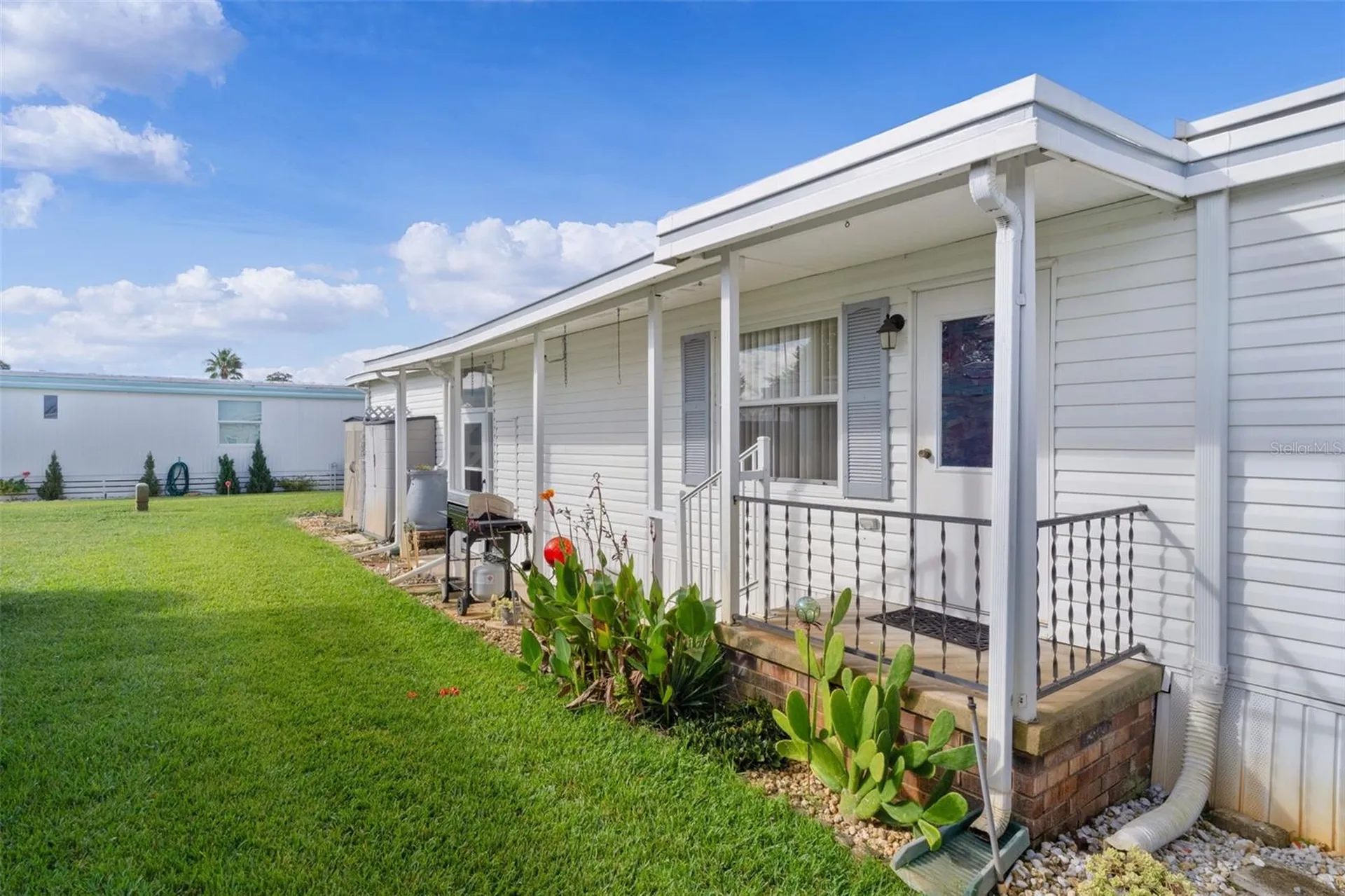 20 Captains Point Fruitland Park FL 34731
