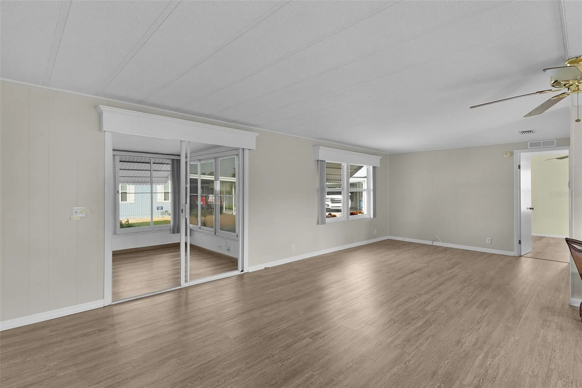 20 Captains Point Fruitland Park FL 34731