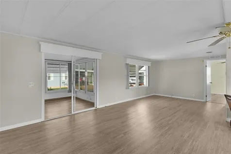 20 Captains Point Fruitland Park FL 34731