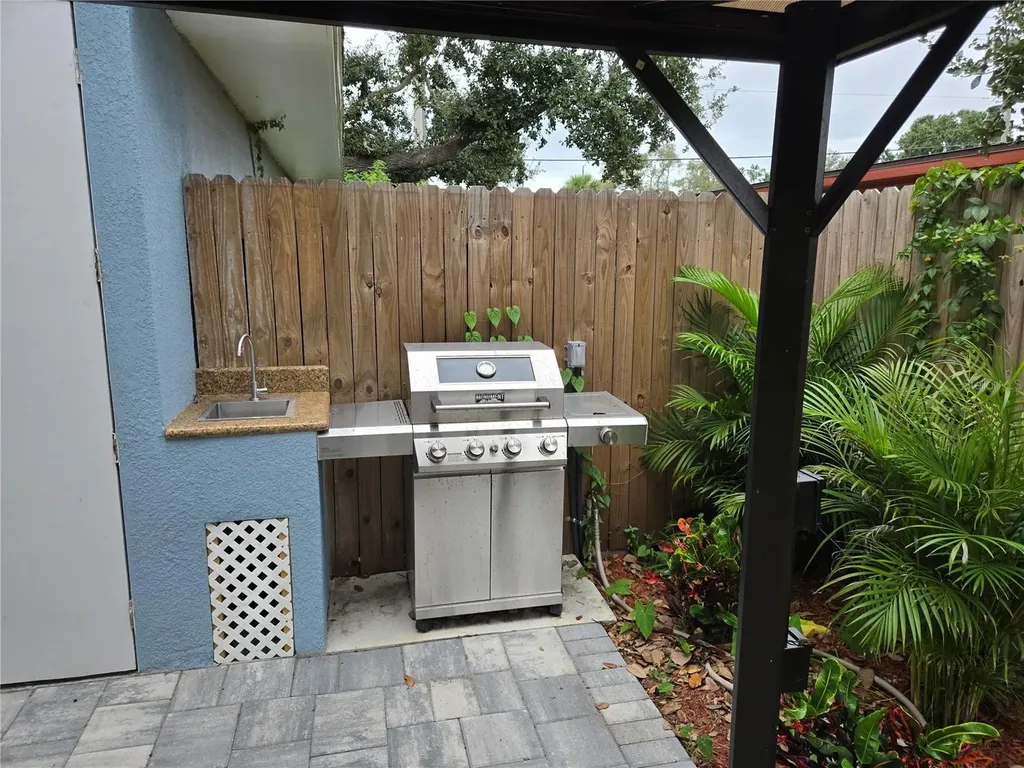1112 Sunset Avenue Nokomis FL 34275