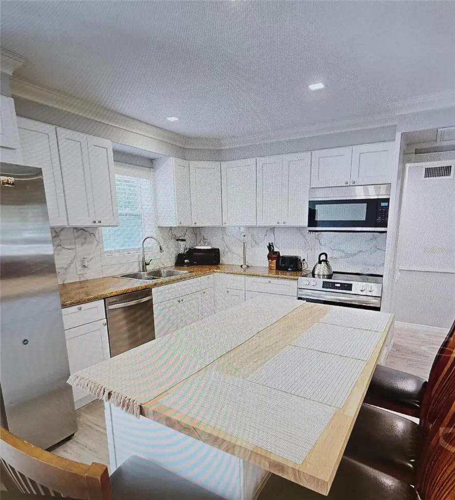 1112 Sunset Avenue Nokomis FL 34275