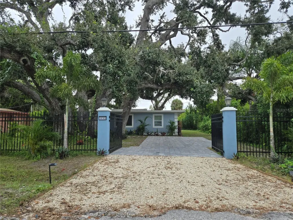 1112 Sunset Avenue Nokomis FL 34275