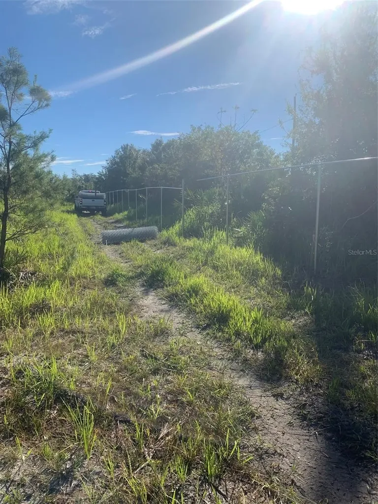 2701 Metro Drive Ruskin FL 33570