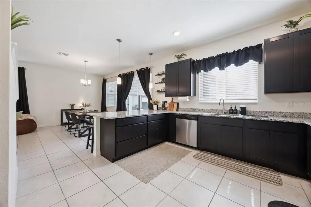 1068 Papaya Circle Davenport FL 33897