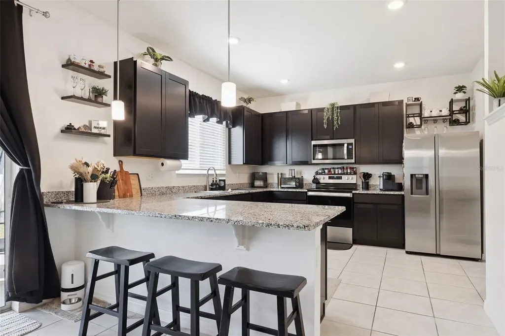 1068 Papaya Circle Davenport FL 33897