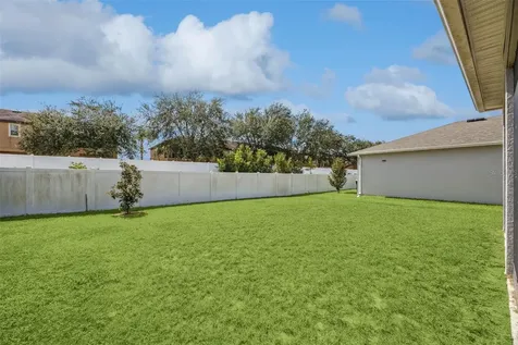 1068 Papaya Circle Davenport FL 33897