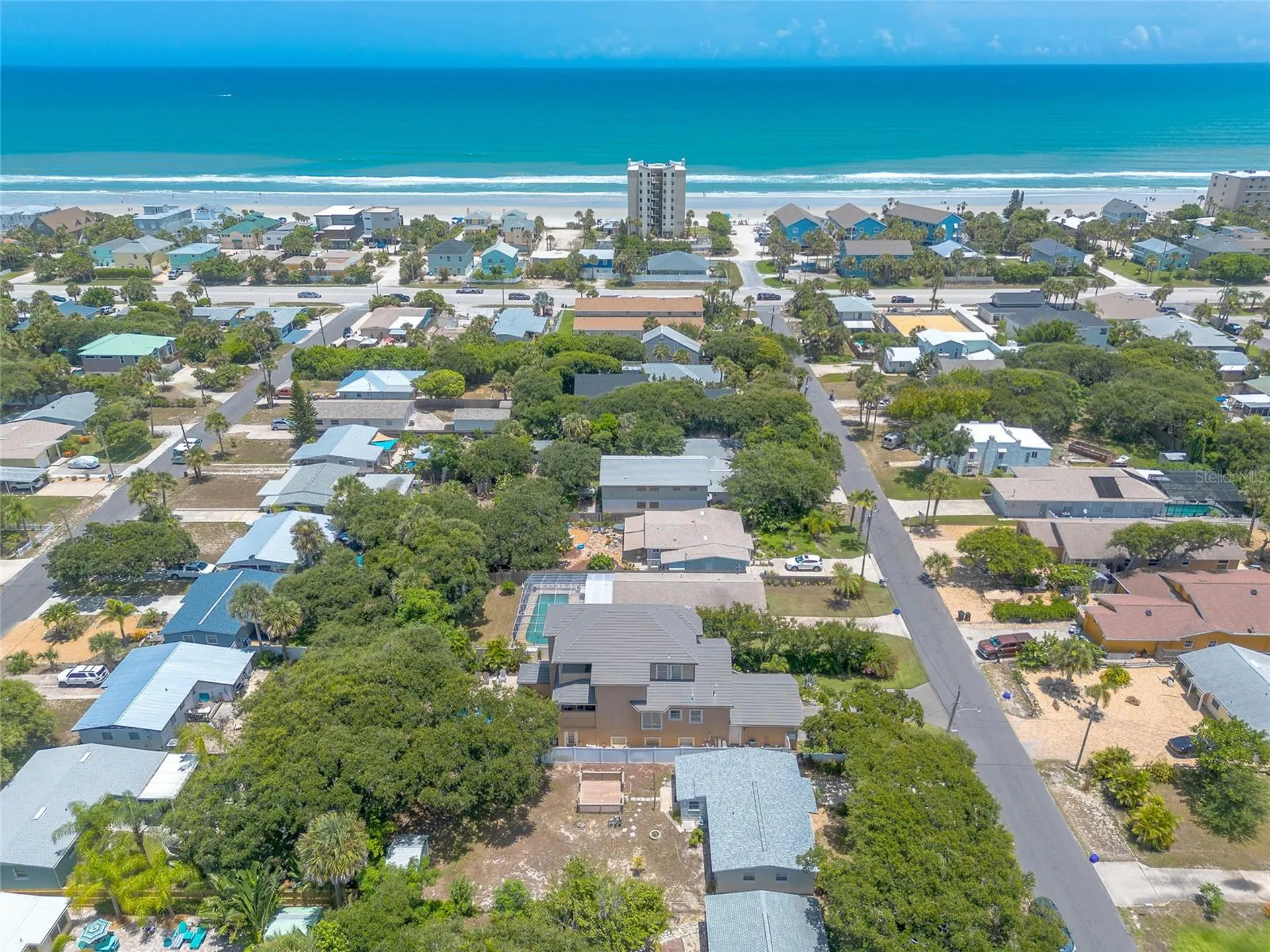 822 E 12th Avenue New Smyrna Beach FL 32169