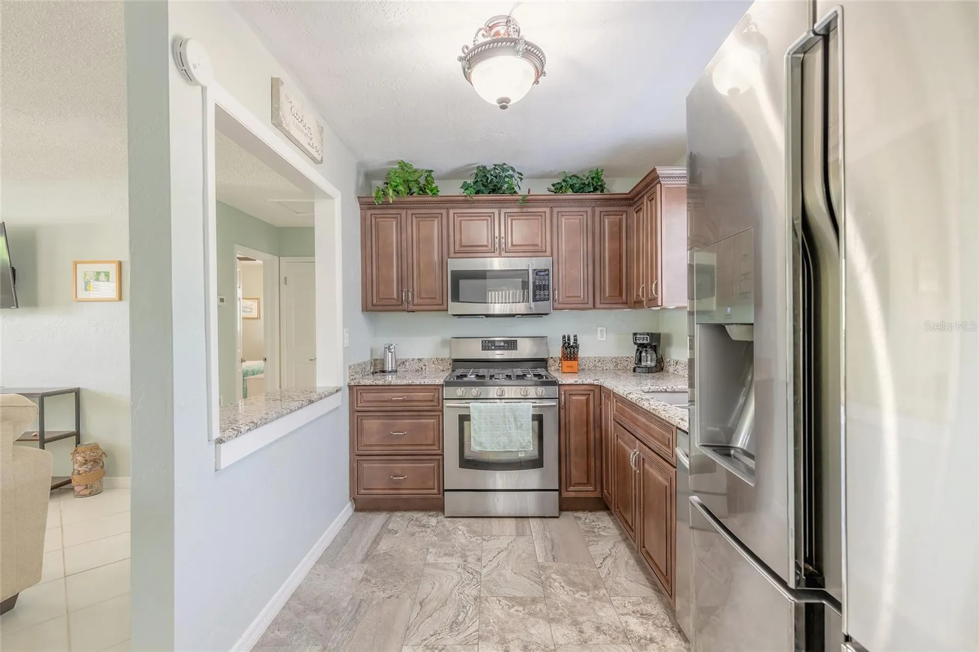 822 E 12th Avenue New Smyrna Beach FL 32169