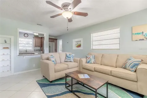 822 E 12th Avenue New Smyrna Beach FL 32169