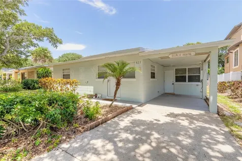 822 E 12th Avenue New Smyrna Beach FL 32169