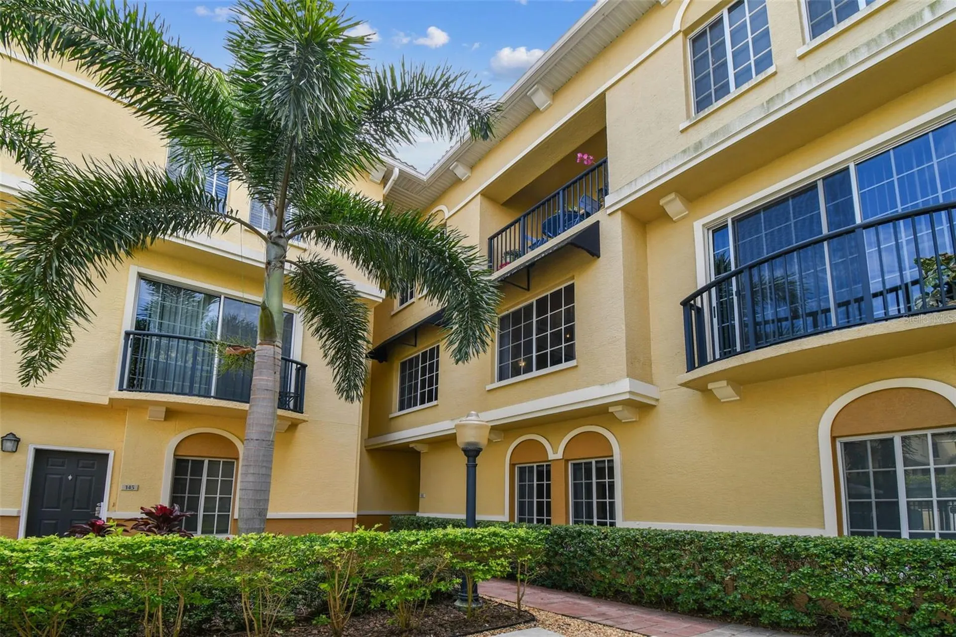 143 Grand Beach Place Tampa FL 33609